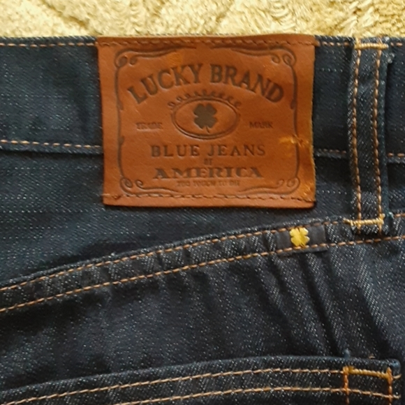 Jeans - Picture 3 of 3